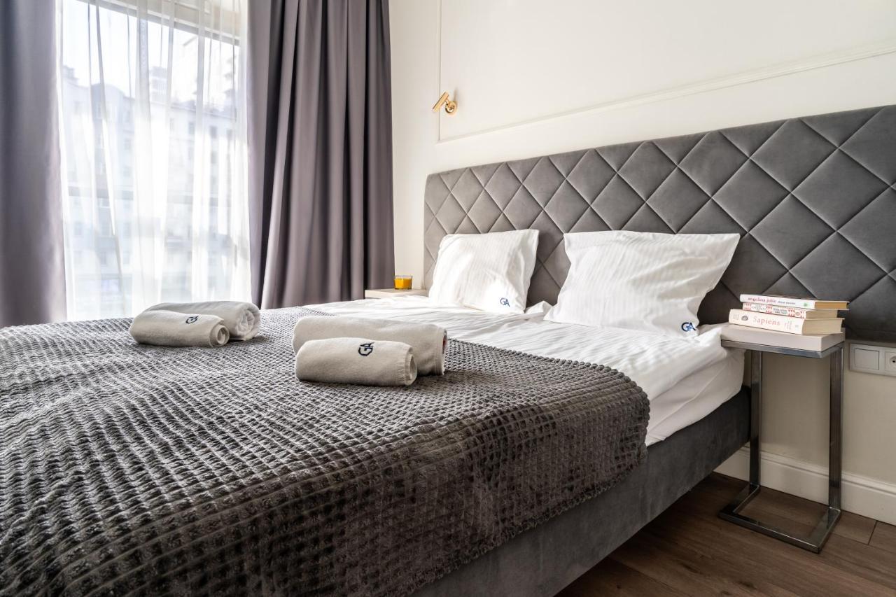 وارسو Apartamenty Mennica Residence - Golden Apartments المظهر الخارجي الصورة