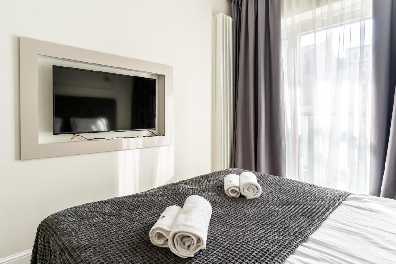 وارسو Apartamenty Mennica Residence - Golden Apartments المظهر الخارجي الصورة