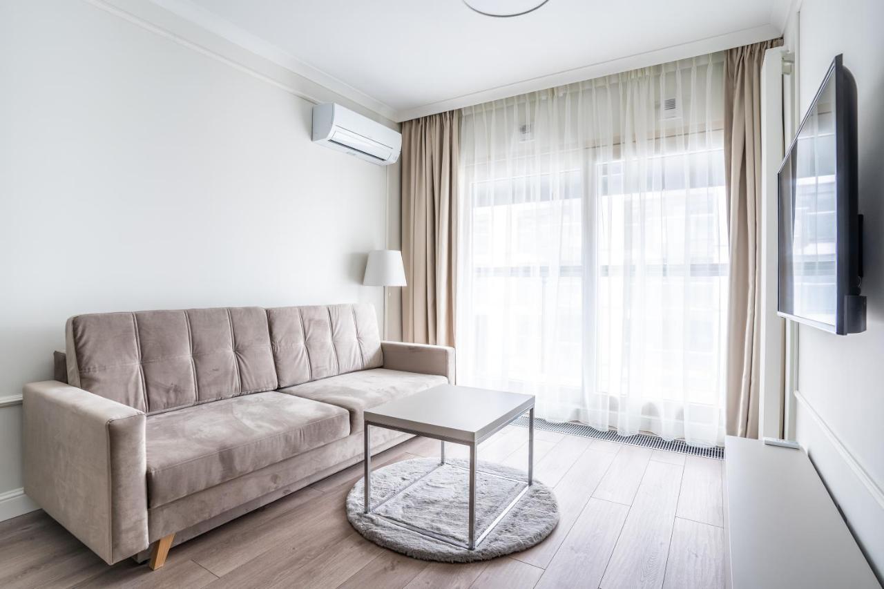 وارسو Apartamenty Mennica Residence - Golden Apartments المظهر الخارجي الصورة