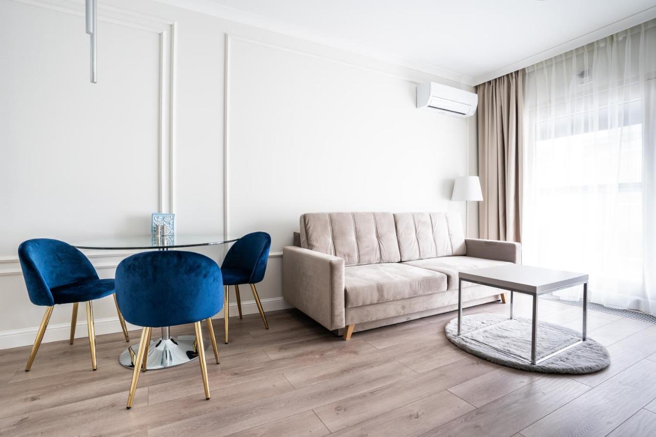 وارسو Apartamenty Mennica Residence - Golden Apartments المظهر الخارجي الصورة
